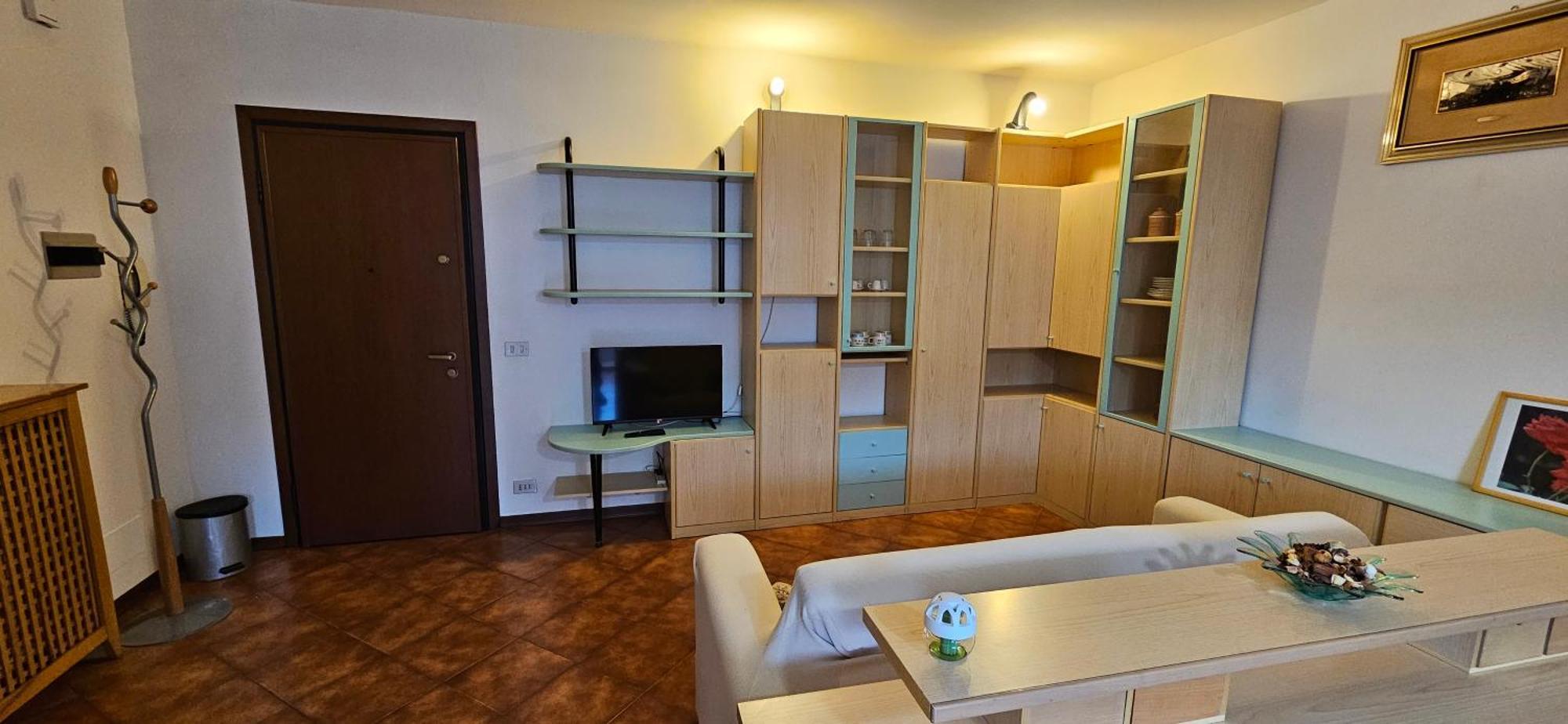 Elen Apartment *